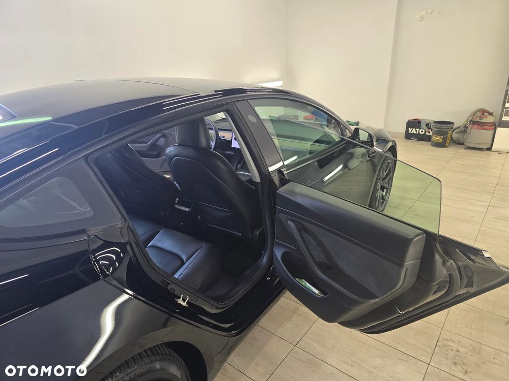 Tesla Model 3 Long Range AWD - 13