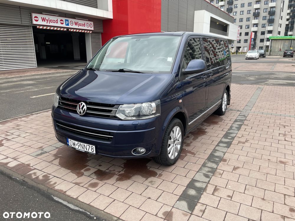 Volkswagen Multivan - 2