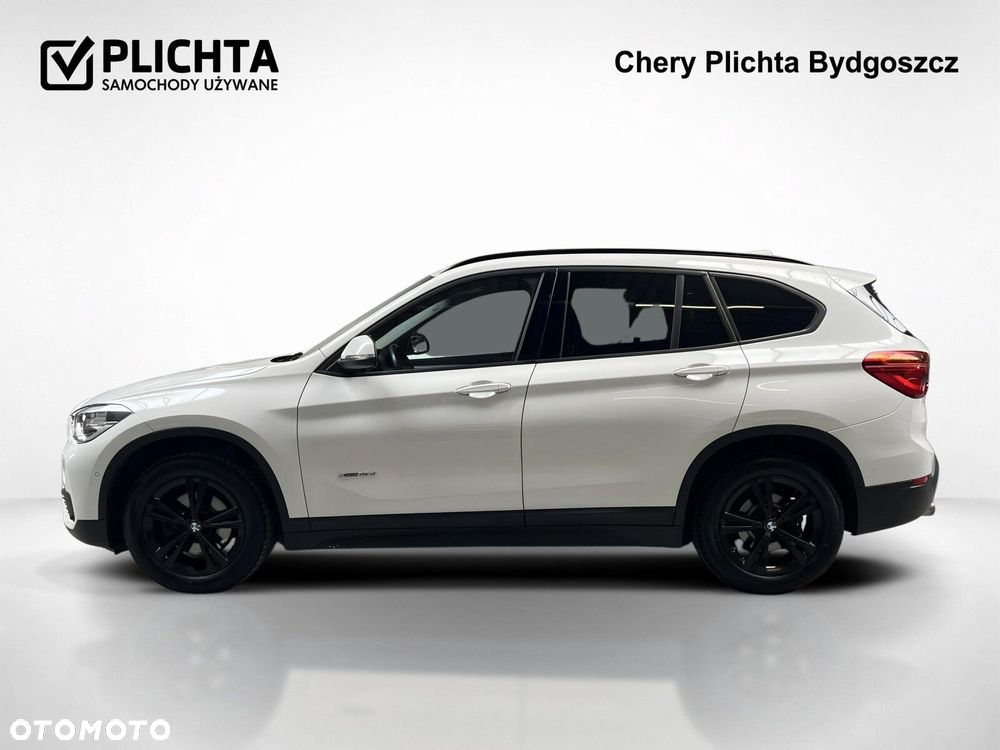 BMW X1 xDrive18d Sport Line - 3