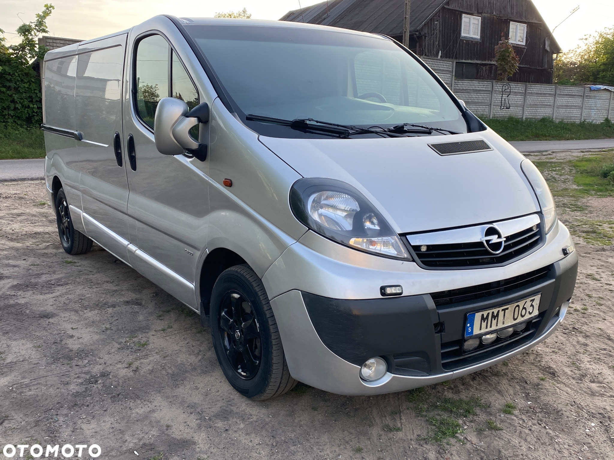 Opel VIVARO - 10