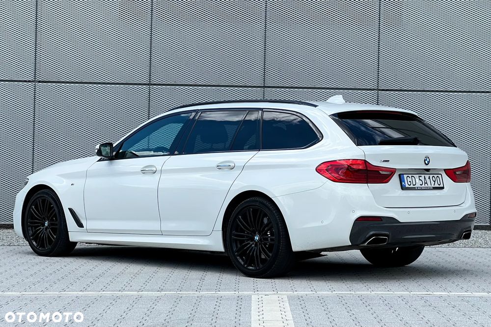 BMW Seria 5 520d xDrive M Sport sport - 2