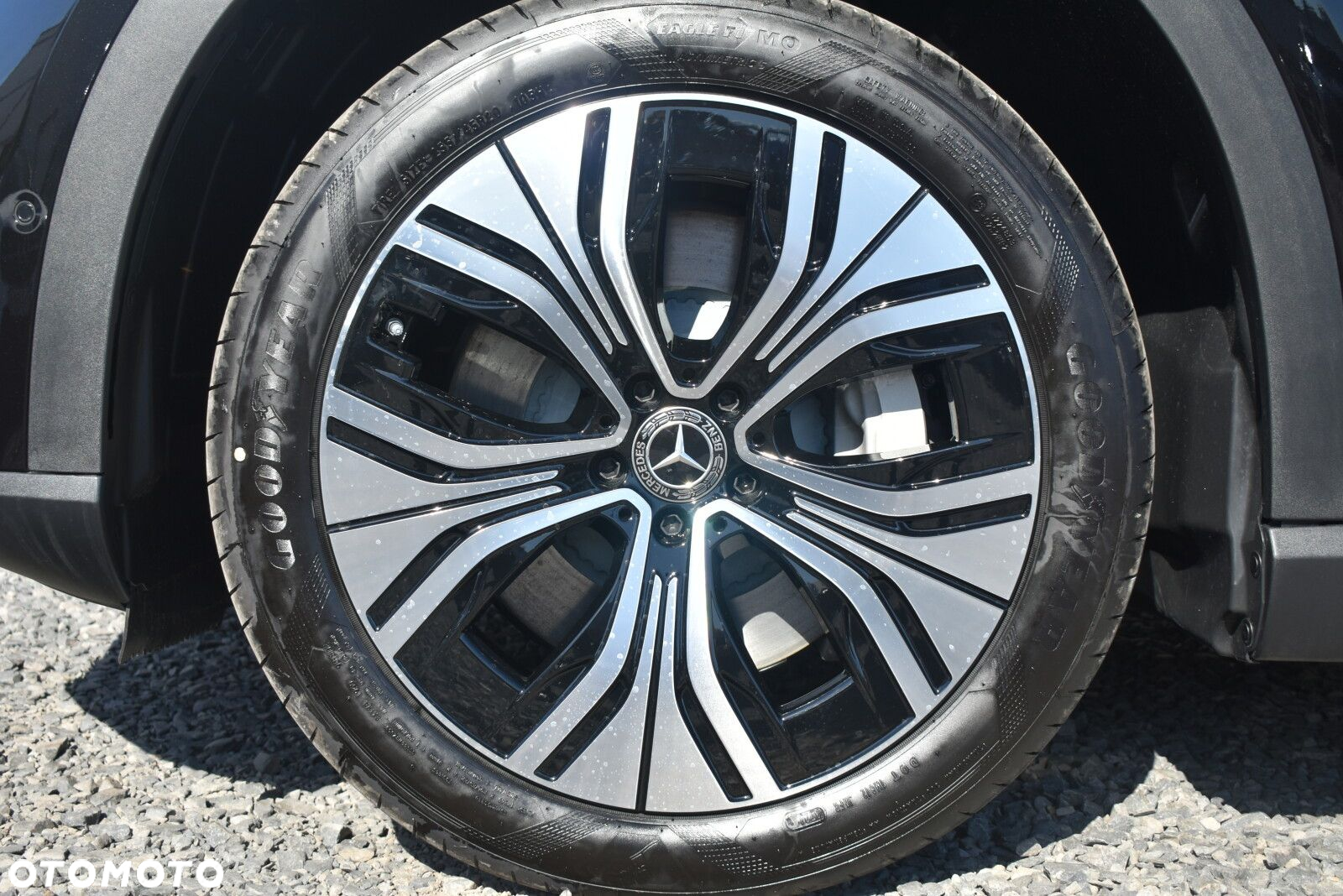 Mercedes-Benz EQE 350 89kWh 4-Matic Electric Art - 11