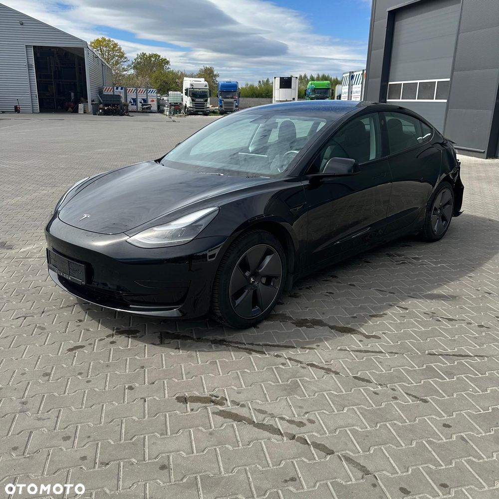 Tesla Model 3 Long Range RWD - 1