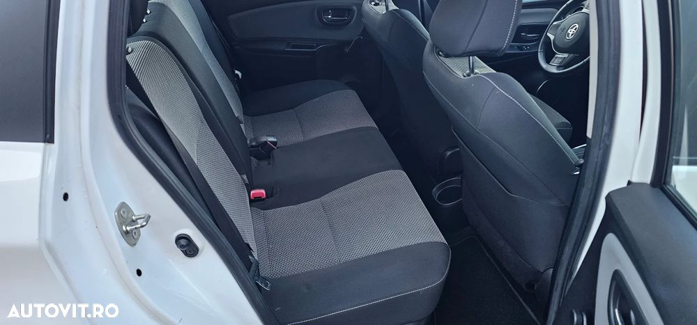 Toyota Yaris - 9