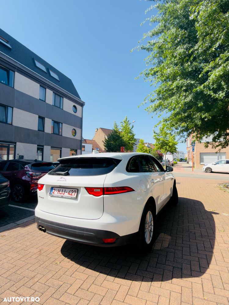 Jaguar F-Pace 20d AWD Pure - 10