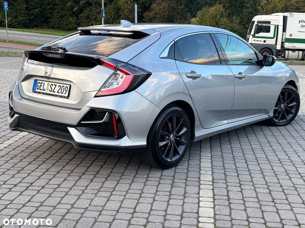Honda Civic 1.0 i-VTEC Turbo Executive Sport Line - 4