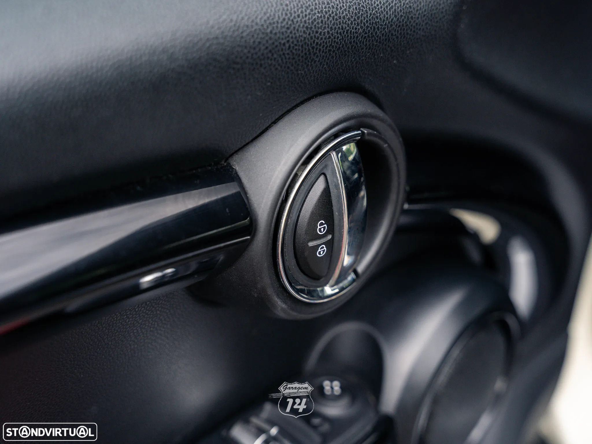 MINI 3 Portas One D - 33