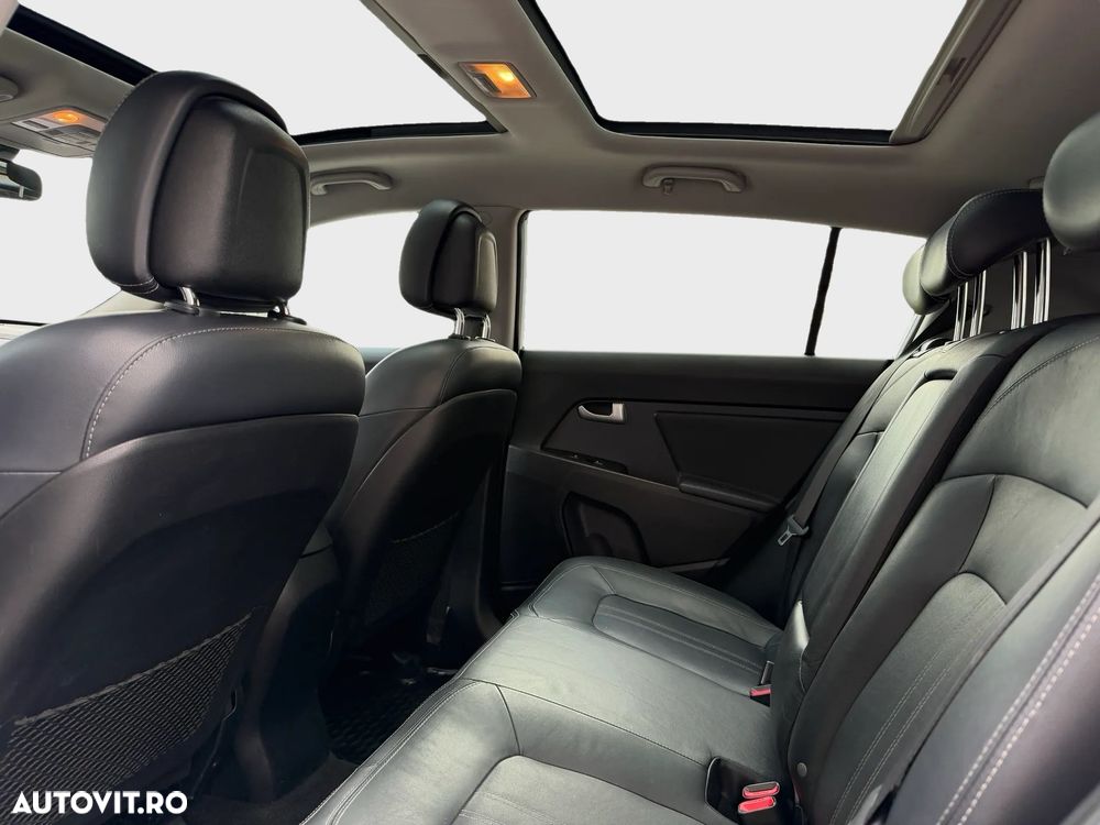 Kia Sportage 1.7 CRDI 2WD Spirit - 12