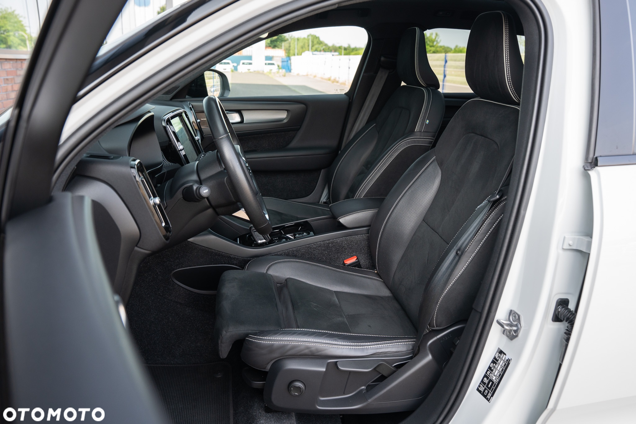 Volvo XC 40 T4 Geartronic R-Design - 19