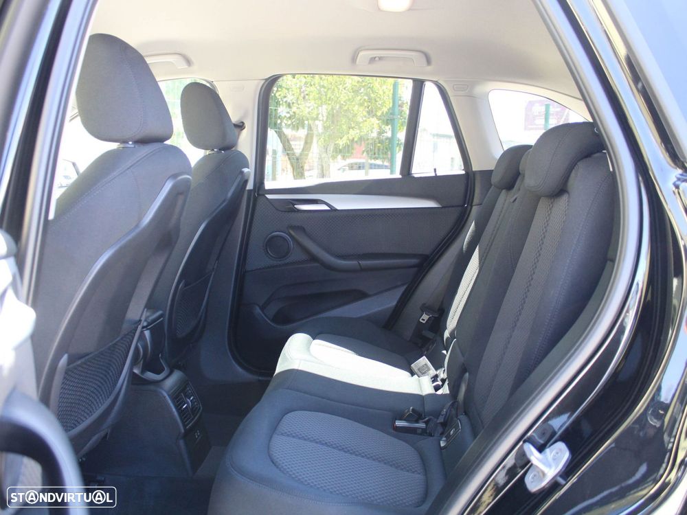 BMW X1 18 d sDrive Auto - 47