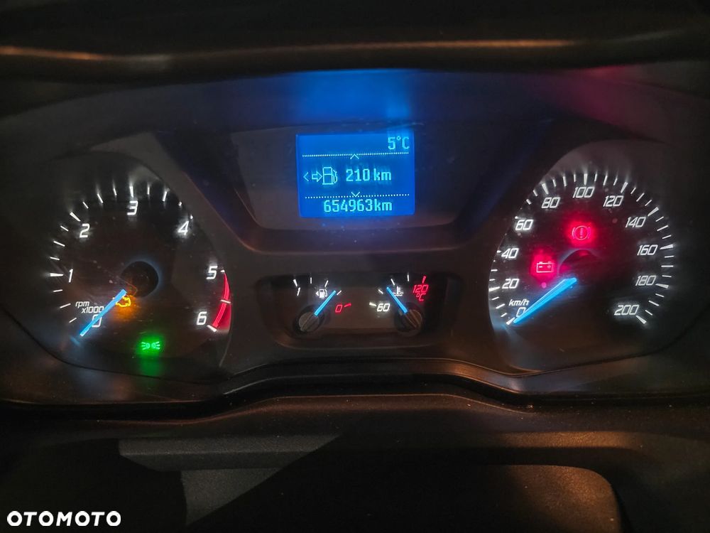 Ford Transit - 11