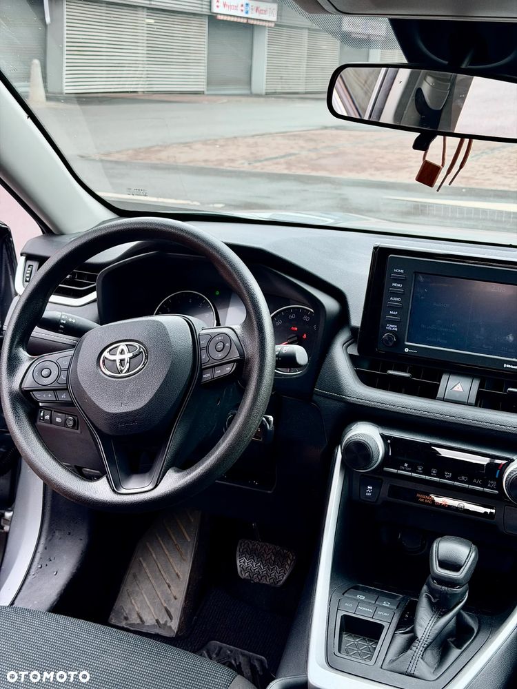 Toyota RAV4 - 12