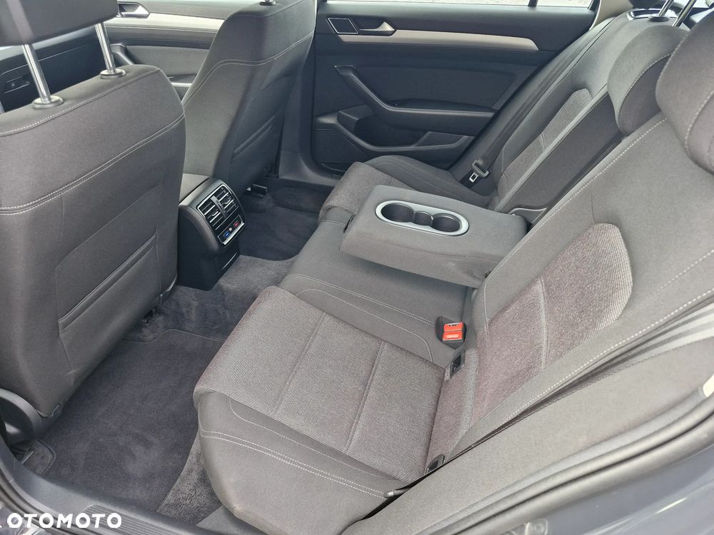 Volkswagen Passat 2.0 TDI BMT Comfortline DSG - 13