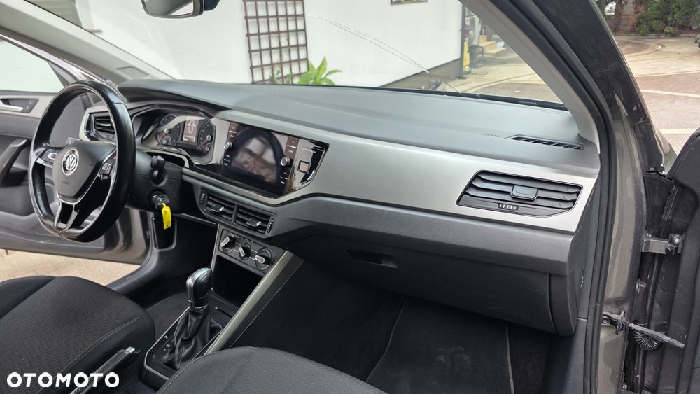 Volkswagen Polo 1.0 TSI DSG Comfortline - 10