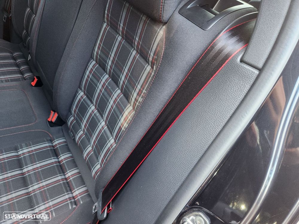 VW Golf 2.0 GTI Edition 35 - 50