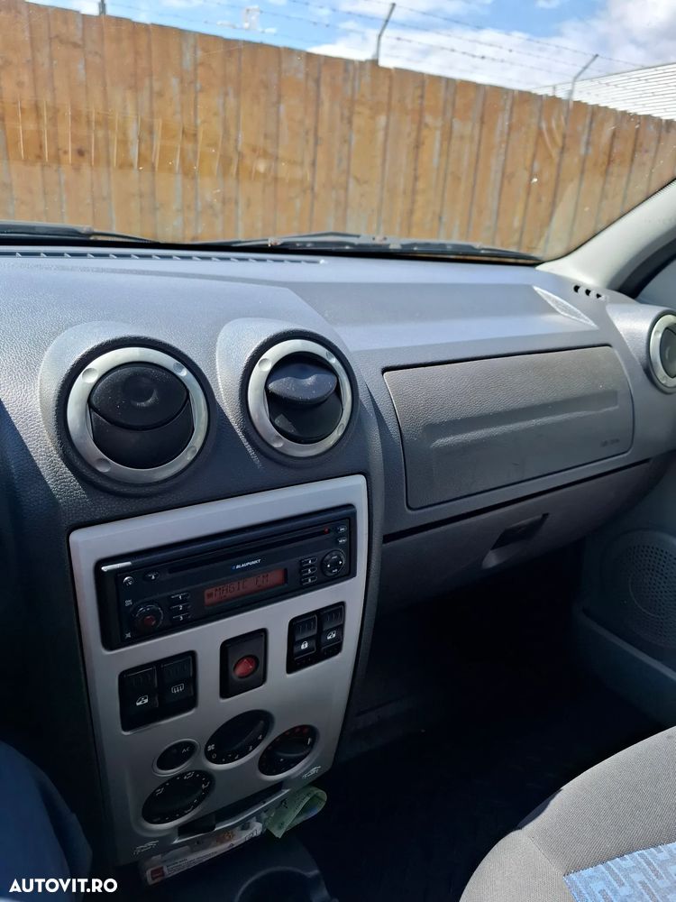 Dacia Logan 1.5 DCI Laureate - 8