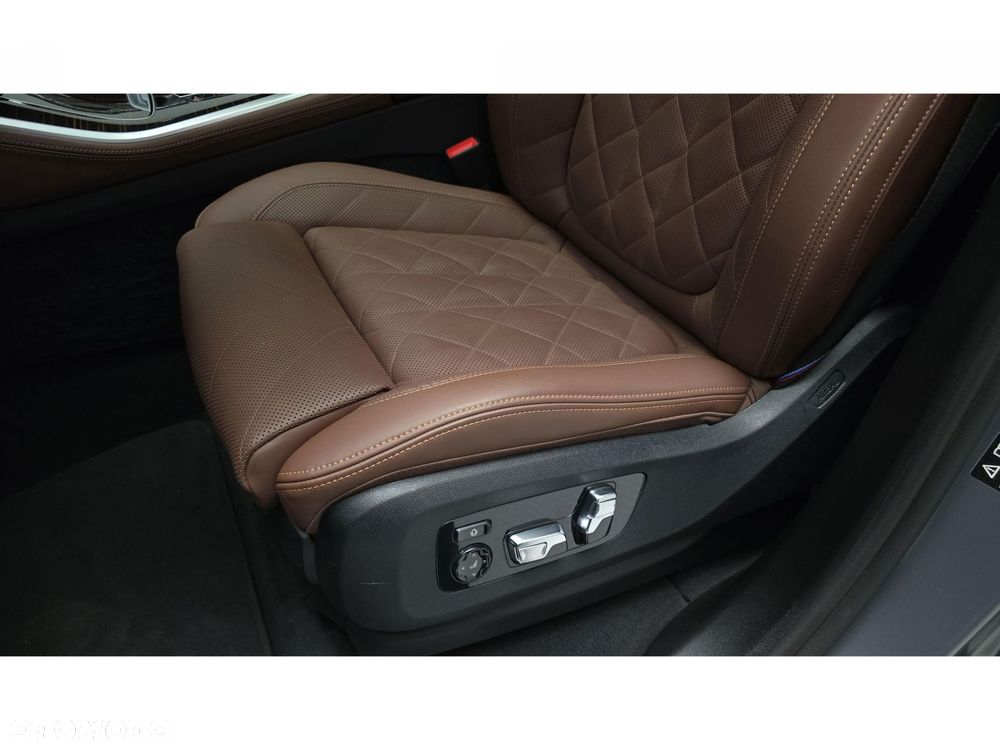 BMW X5 - 19