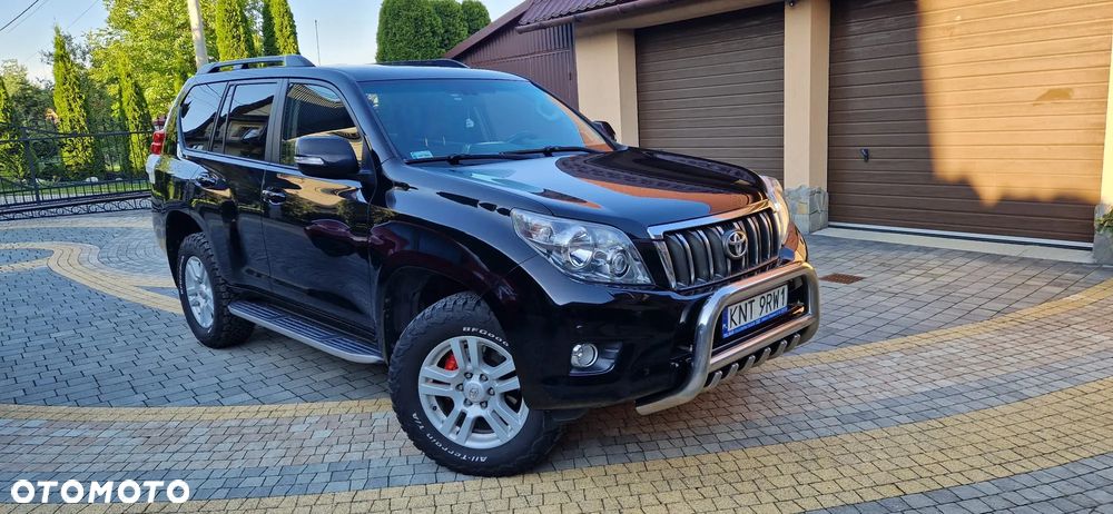 Toyota Land Cruiser - 1