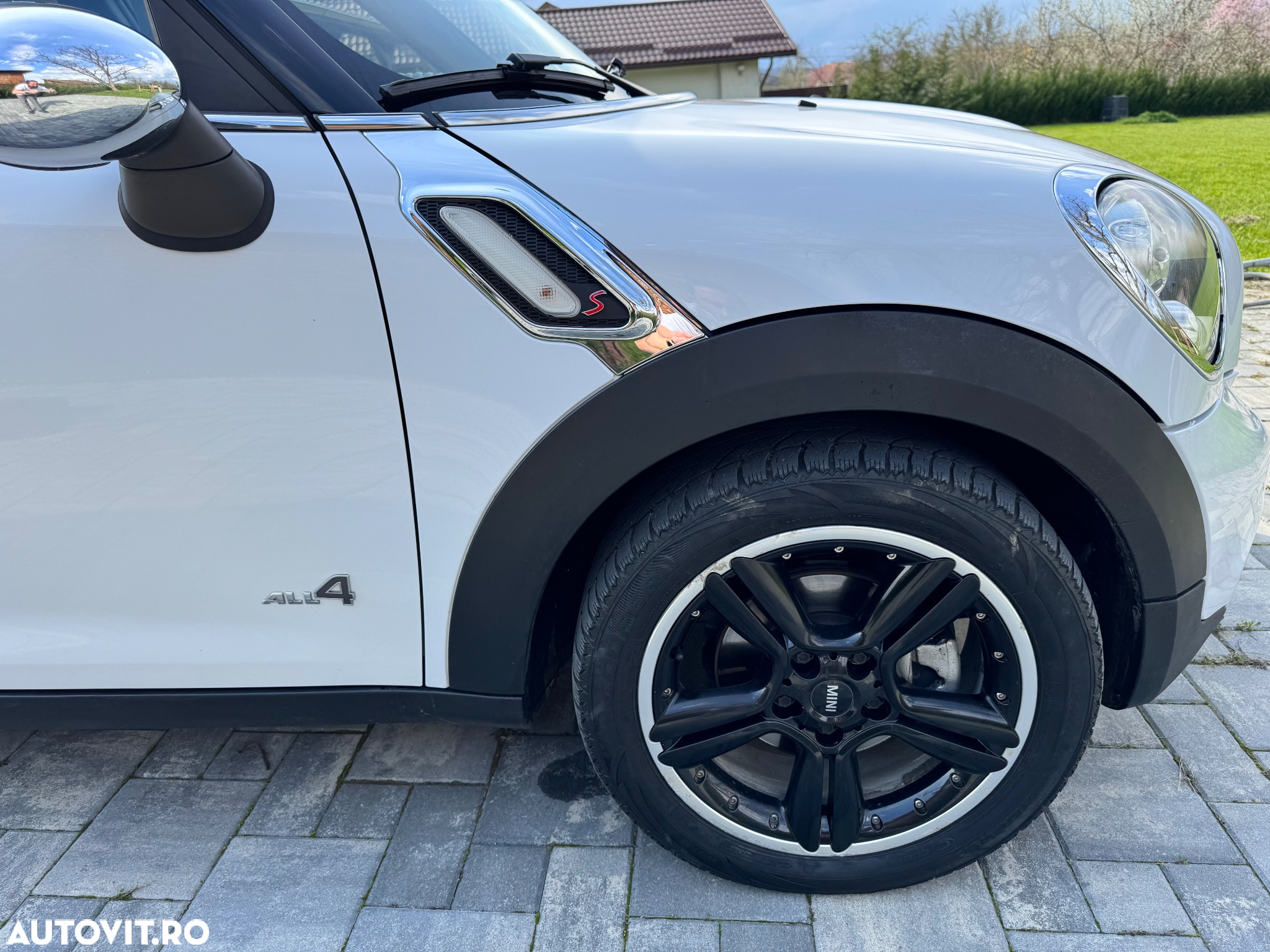 Mini Countryman - 18