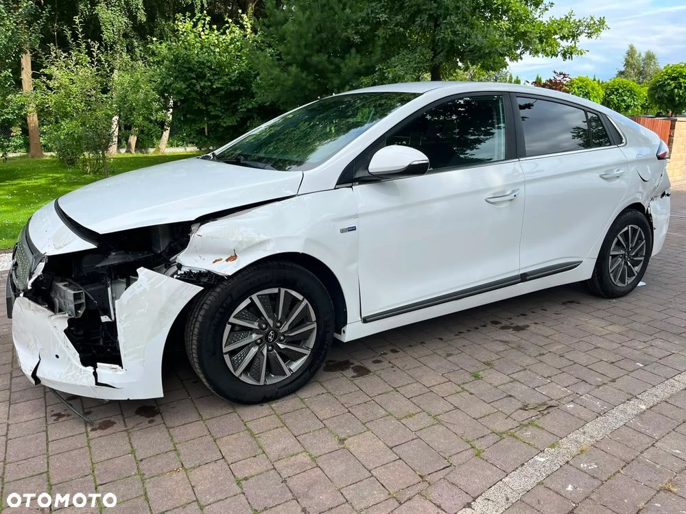 Hyundai IONIQ Premium - 10