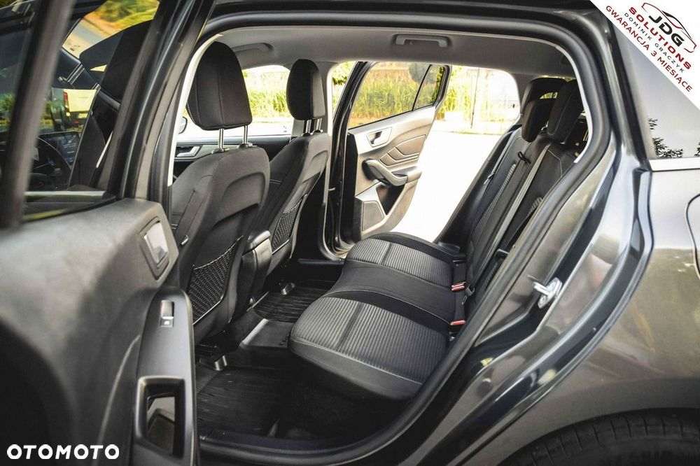 Ford Focus 1.5 EcoBlue STart-Stopp-System TITANIUM X - 36