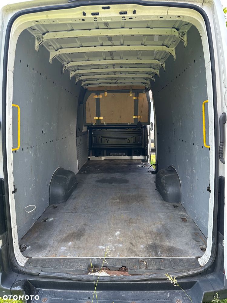 Volkswagen CRAFTER MAX L5h2 - 6