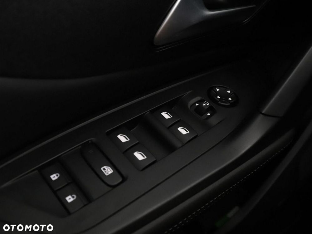 Peugeot 408 PureTech 130 EAT8 Allure Pack - 37