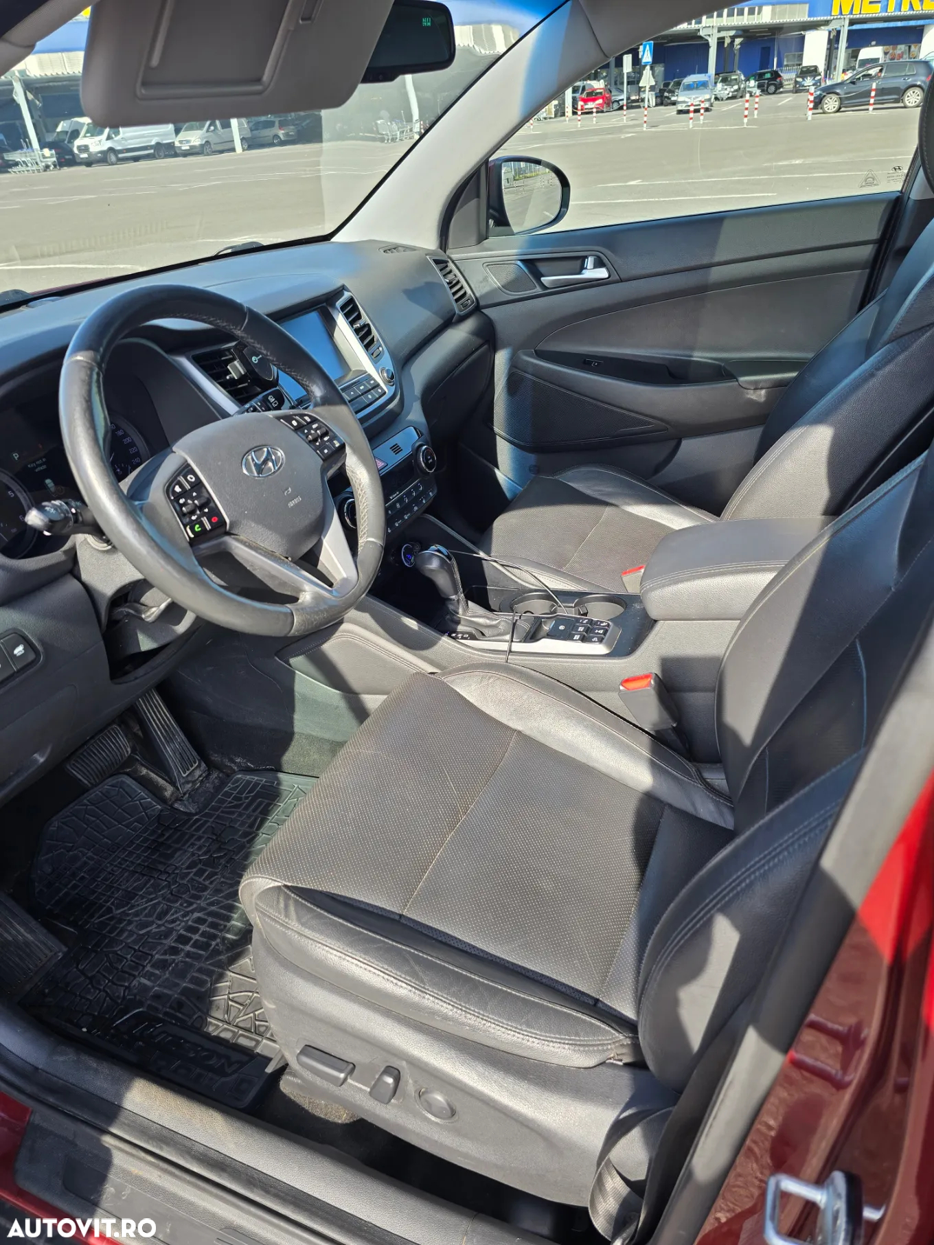 Hyundai Tucson 2.0 CRDI 4WD 6AT Luxury+ - 11