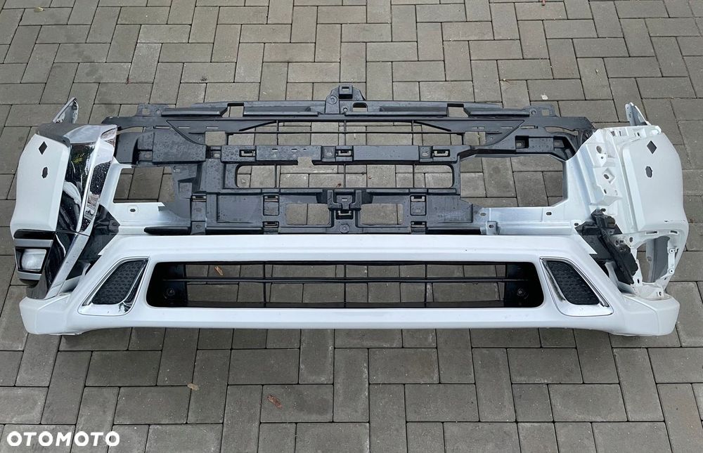 MITSUBISHI OUTLANDER III LIFT ZDERZAK PRZEDNI PRZÓD - 1