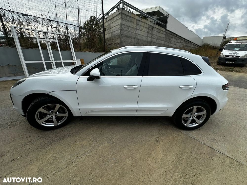 Porsche Macan Standard - 9