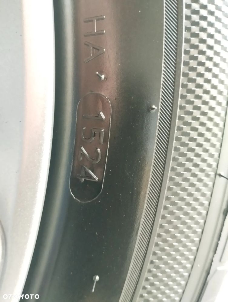 Ford Kuga 2.0 TDCi 2x4 Titanium - 36