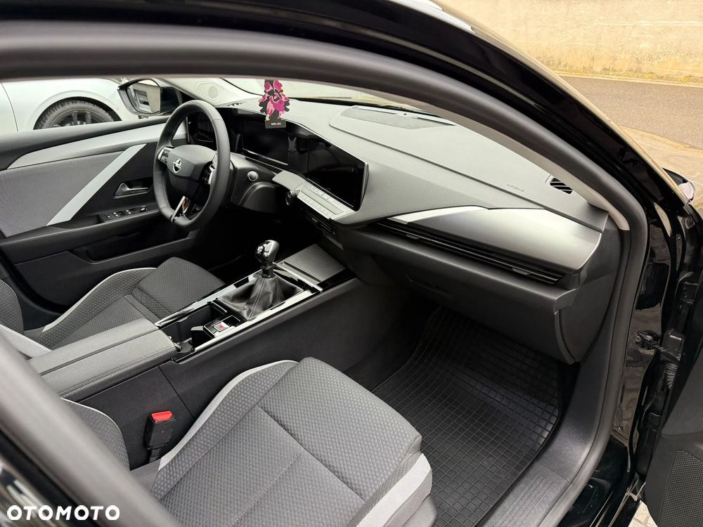 Opel Astra 1.2 Turbo Start/Stop Business Elegance - 14