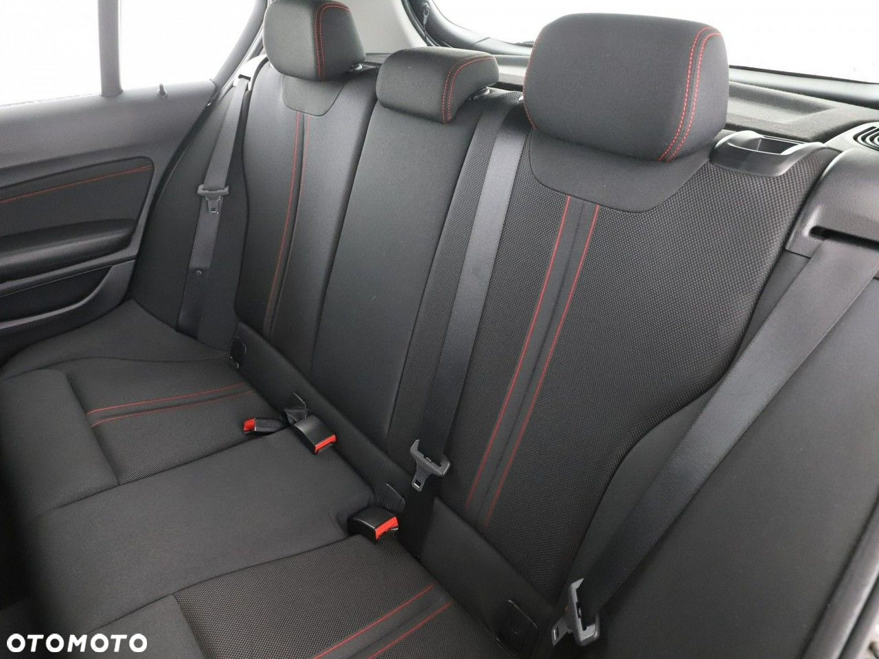 BMW Seria 1 - 17