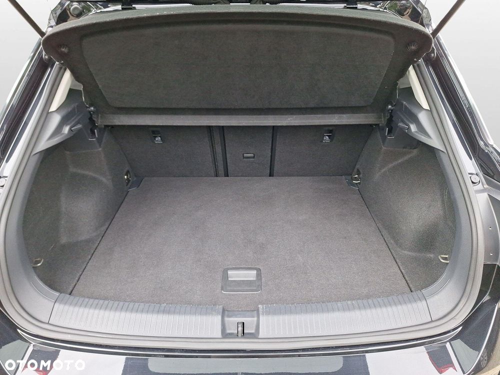 Volkswagen T-Roc - 29
