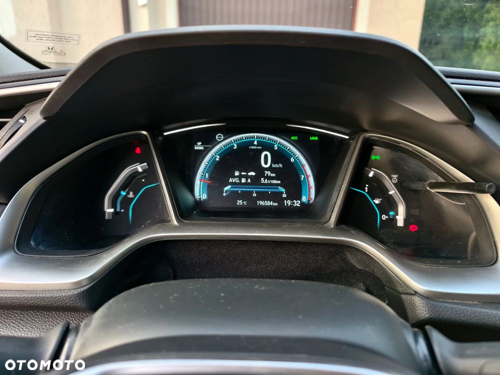 Honda Civic 1.5 i-VTEC Turbo Elegance - 2