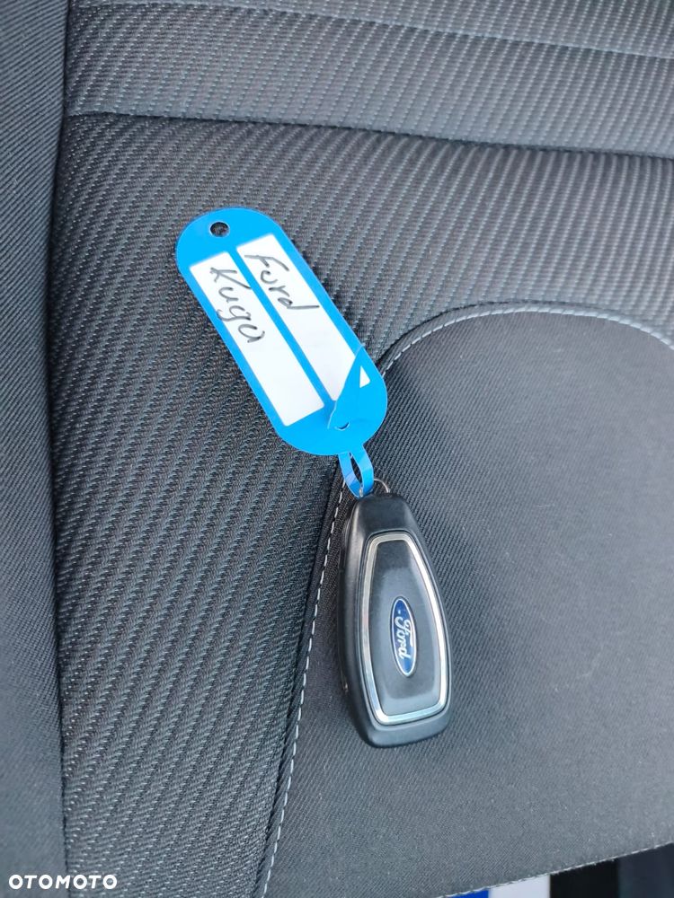 Ford Kuga - 22