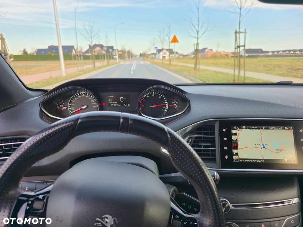 Peugeot 308 ver-bluehdi-fap-150-stop-start-gt--line-edition - 12