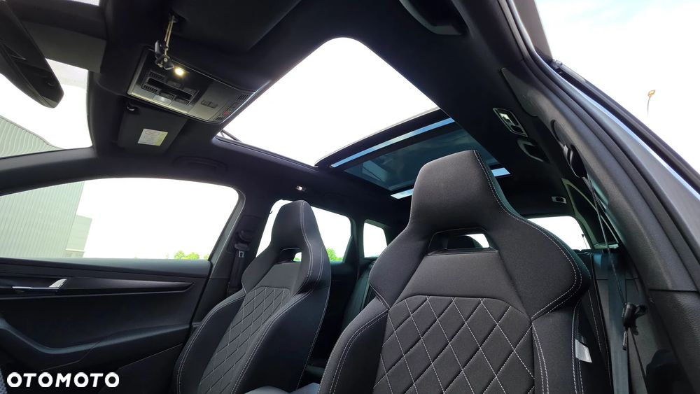 Skoda Karoq 2.0 TSI 4x4 DSG Sportline - 16