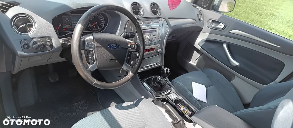 Ford Mondeo - 4