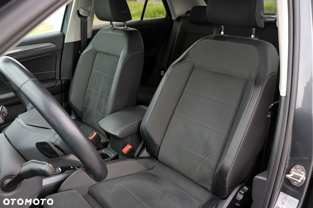 Volkswagen T-Roc 1.5 TSI Style DSG - 8
