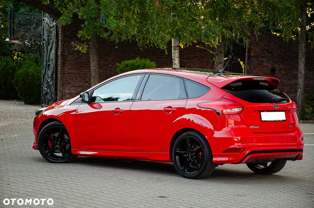 Ford Focus 1.5 EcoBoost STart-Stopp-System ST-LINE - 17