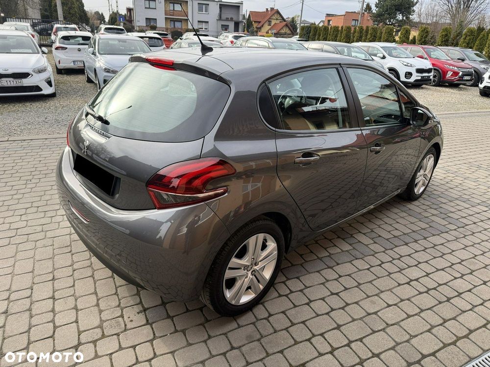 Peugeot 208 PureTech 82 Stop & Start Signature - 6