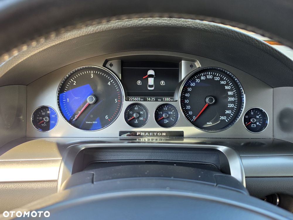 Volkswagen Phaeton 3.0 V6 TDI DPF 4MOTION langer Radstand (5 Sitzer) - 6
