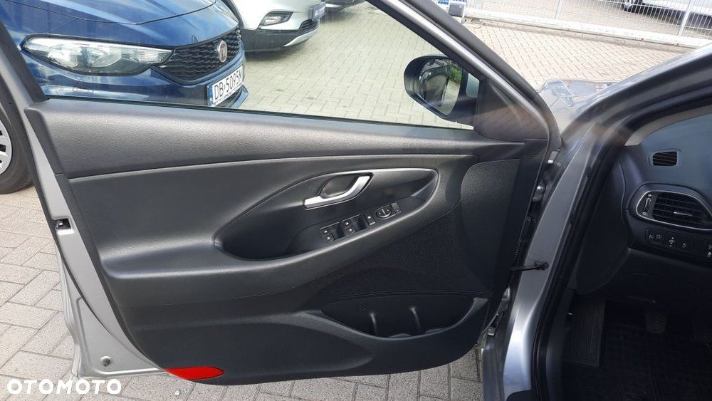 Hyundai i30 - 11