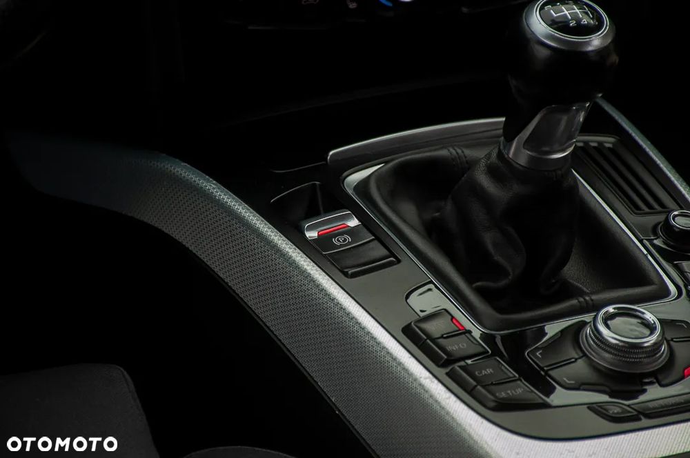 Audi A4 Avant 1.8 TFSI Attraction - 33