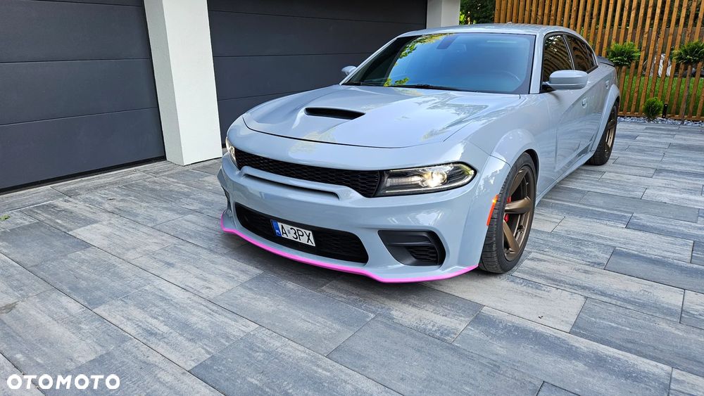 Dodge Charger 6.4 Scat Pack Widebody - 21