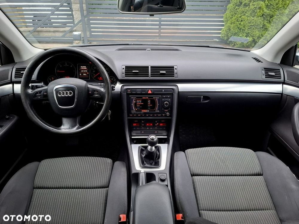 Audi A4 Avant - 14