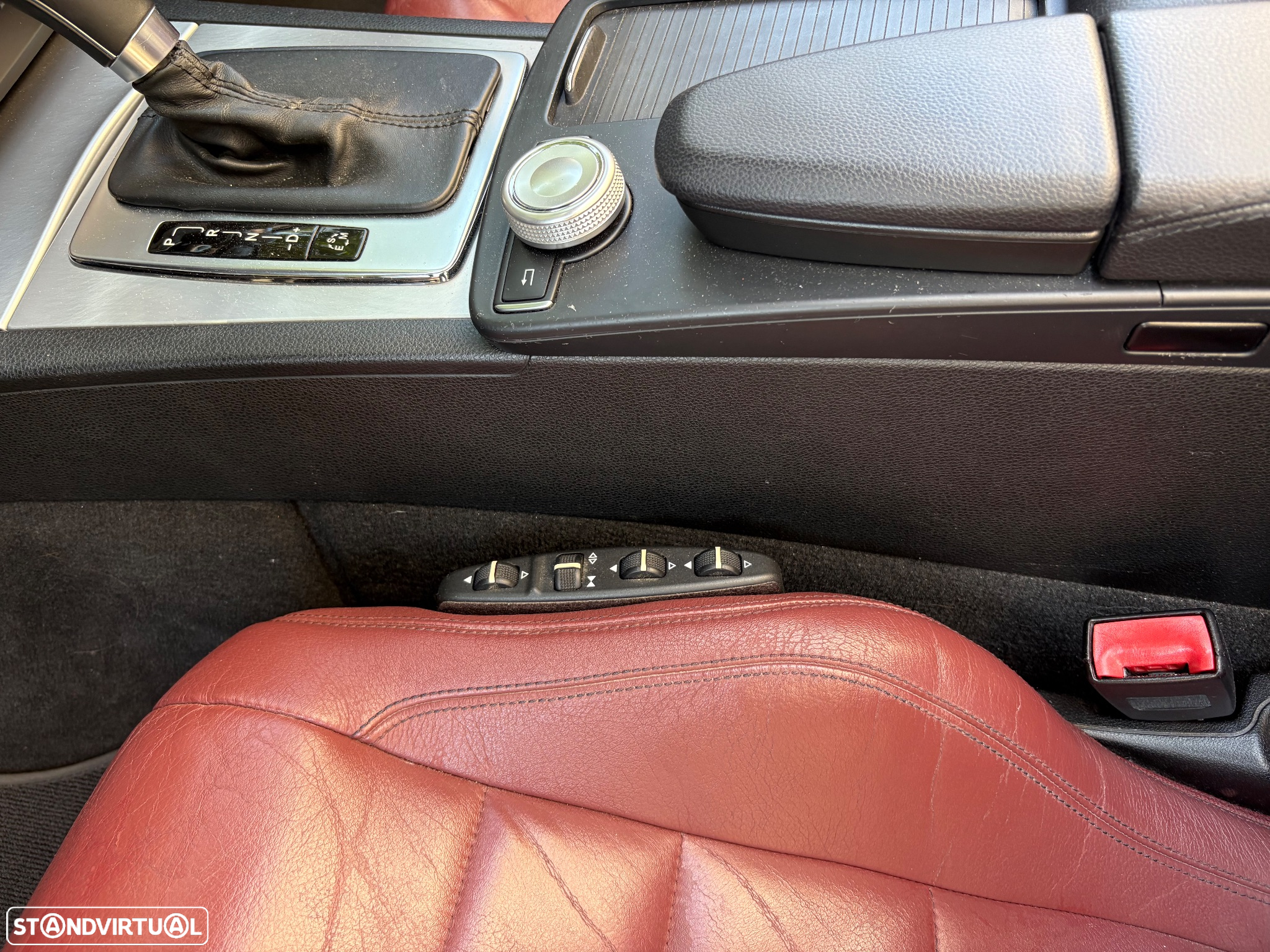 Mercedes-Benz E 220 CDi Avantgarde BlueEfficiency Auto - 20