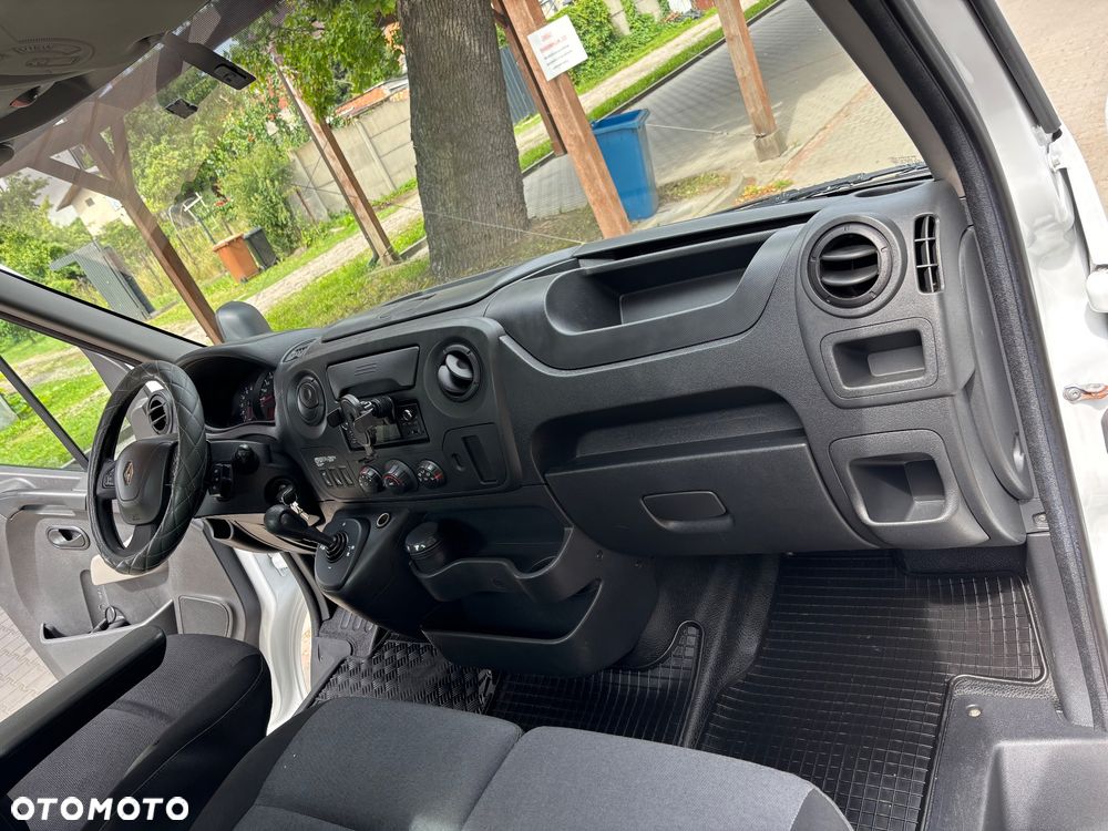Renault Master - 15
