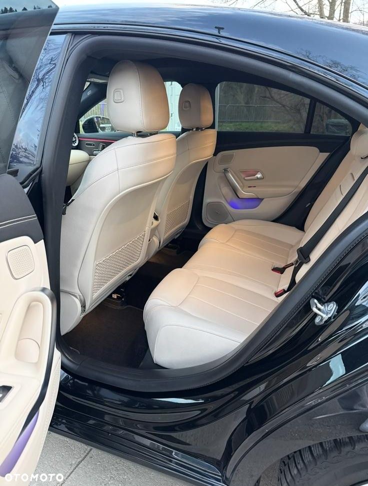 Mercedes-Benz CLA 200 Progressive 7G-DCT - 8